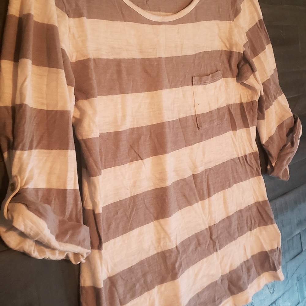 Gray & White striped Banana Republic 3/4 sleeves
